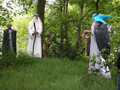 Gandalf confronts Grima Wormtongue and Saruman 
